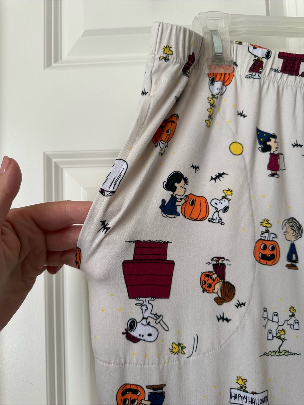 Beauty Sleep Social x Peanuts Halloween Pajama Set Plus Size XXL - Picture 10 of 15